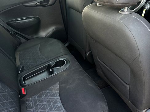 Used 2019 Chevrolet Spark LT image 18