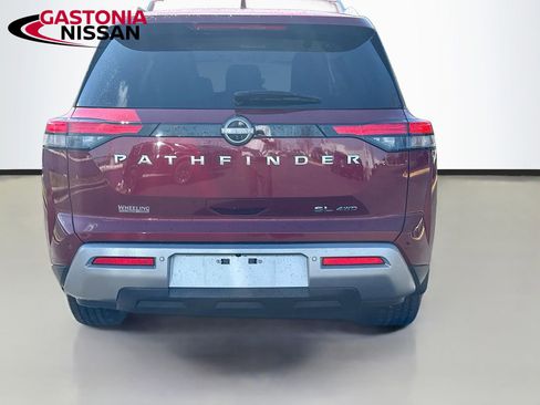 Used 2023 Nissan Pathfinder SL image 7