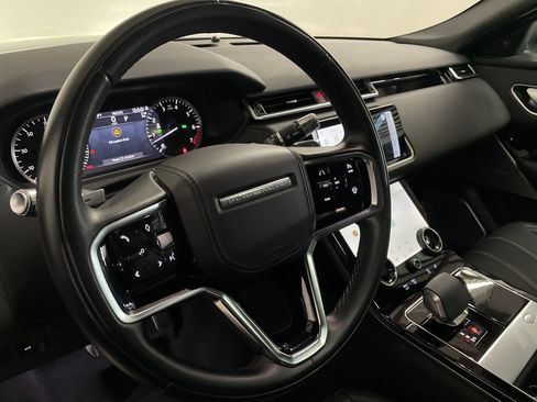Used 2021 Land Rover Range Rover Velar R-Dynamic S image 11