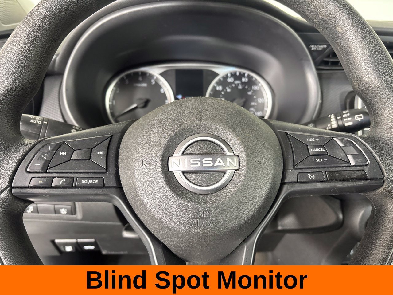 Used 2025 Nissan Kicks Play S FWD image 14