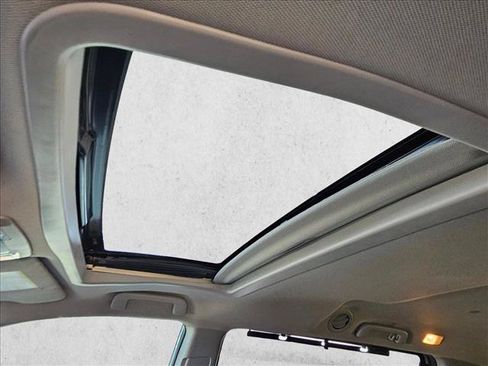 Used 2020 Toyota Sienna XLE FWD image 13