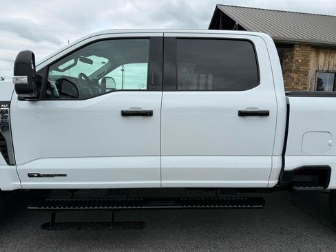 Used 2024 Ford F250 XLT w/ FX4 Off-Road Package image 35