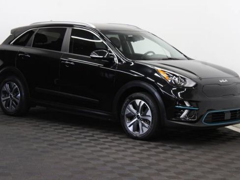 Used 2022 Kia Niro EX FWD image 3