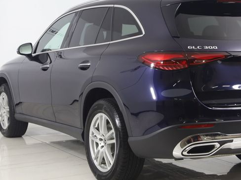 Used 2023 Mercedes-Benz GLC 300 4MATIC w/ Pinnacle Trim Package image 25