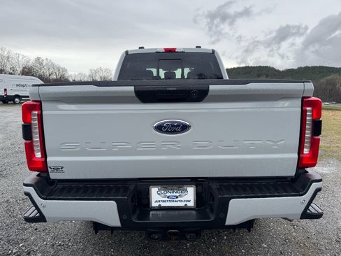 Used 2025 Ford F250 XL w/ STX Appearance Package image 6