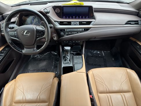 Used 2019 Lexus ES 350 w/ Accessory Package 2 FWD image 8