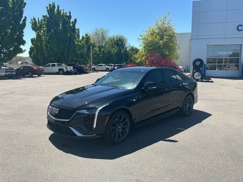 Used 2025 Cadillac CT4 Premium Luxury AWD/4WD image 8