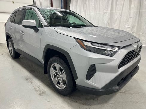 Used 2025 Toyota RAV4 XLE image 1