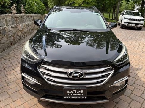 Used 2017 Hyundai Santa Fe Sport AWD/4WD image 2