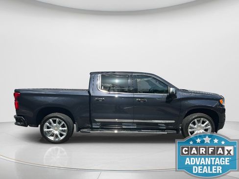 Used 2024 Chevrolet Silverado 1500 High Country w/ Technology Package image 7