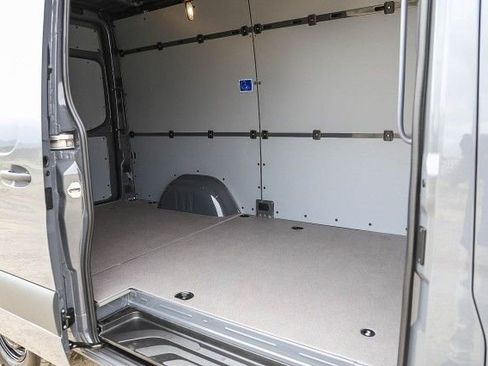 New 2025 Mercedes-Benz Sprinter 2500 image 23