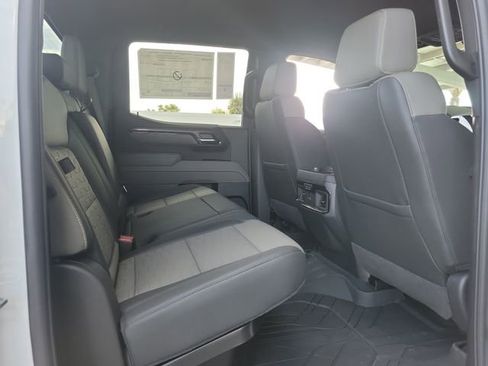 New 2026 Chevrolet Silverado 1500 ZR2 AWD/4WD image 18