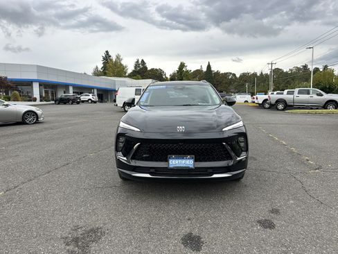 Certified 2025 Buick Envision Sport Touring image 8