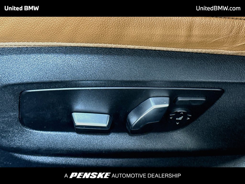 Used 2021 BMW 530i w/ M Sport Package RWD image 11