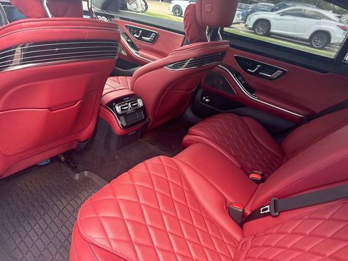 Used 2023 Mercedes-Benz S 580 4MATIC Sedan image 9