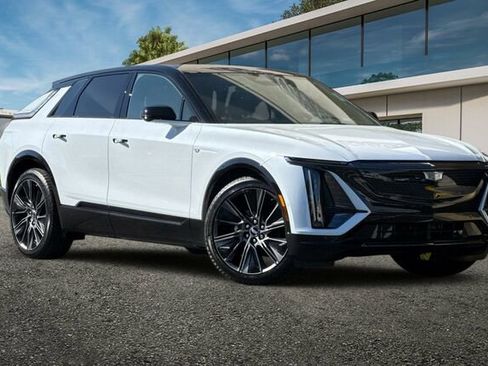 New 2026 Cadillac Lyriq Signature Sport w/ Nappa Leather Package image 2