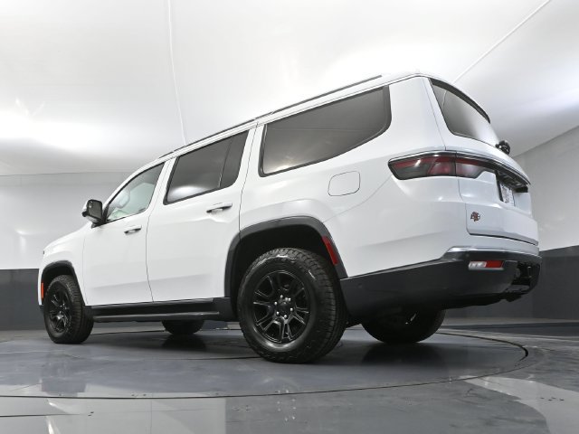 Used 2022 Jeep Wagoneer Series I w/ Convenience Group I AWD/4WD image 48
