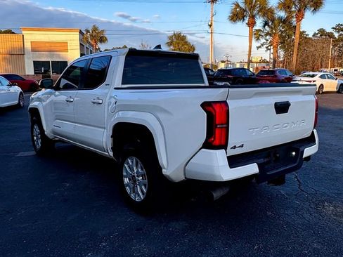 Used 2024 Toyota Tacoma SR5 AWD/4WD image 6