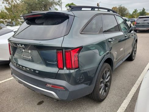 Used 2022 Kia Sorento SX Prestige w/ Rust Color Package image 9
