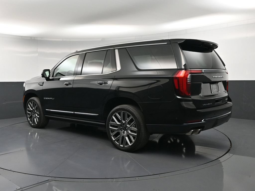 Used 2026 GMC Yukon Denali Ultimate w/ LPO, Floor Liner Package AWD/4WD image 3