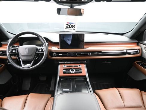 Used 2020 Lincoln Aviator Reserve w/ Equipment Group 202A AWD/4WD image 24