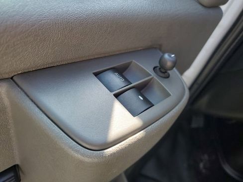 Used 2023 GMC Savana 2500 Extended w/ Driver Convenience Package image 16