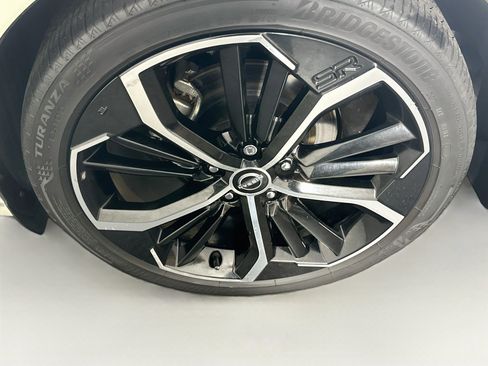 Used 2023 Nissan Altima 2.5 SR w/ SR Premium Package FWD image 11