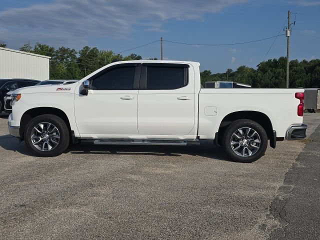 Used 2026 Chevrolet Silverado 1500 LT w/ Z71 Off-Road Package AWD/4WD image 2