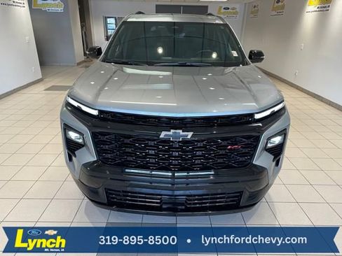 Used 2024 Chevrolet Traverse RS w/ LPO, Floor Liner Package image 32