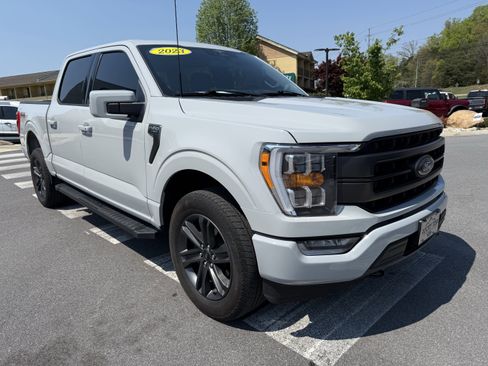 Used 2023 Ford F150 Lariat w/ Max Trailer Tow Package AWD/4WD image 3