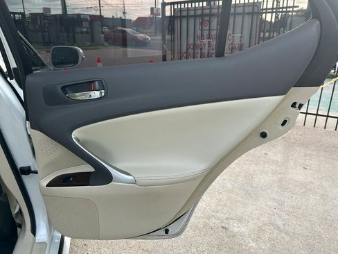 Used 2013 Lexus IS 250 w/ Premium Pkg Value Edition RWD image 17