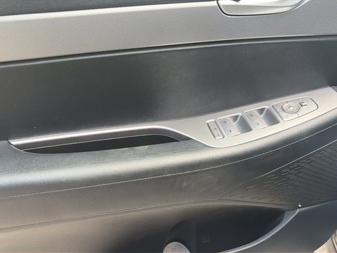 Used 2021 Hyundai Palisade SE AWD/4WD image 18