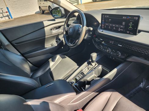 Certified 2024 Honda Accord EX-L image 13