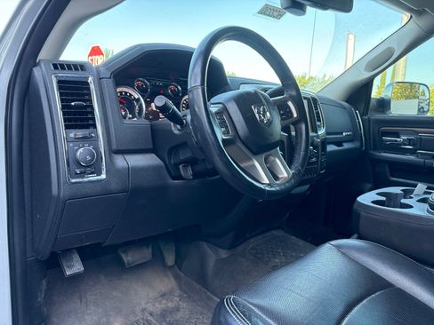 Used 2017 RAM 2500 Laramie AWD/4WD image 5