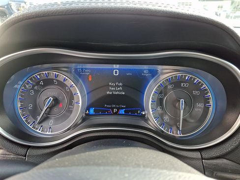 Used 2022 Chrysler 300 Touring L w/ Popular Equipment Group image 21