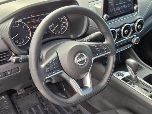Used 2024 Nissan Sentra SV FWD image 23