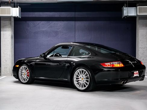 Used 2006 Porsche 911 Carrera S RWD image 8