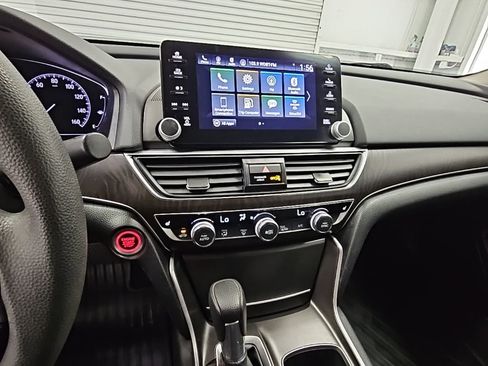 Used 2020 Honda Accord EX image 13