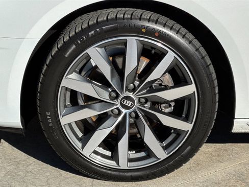 Used 2021 Audi A4 2.0T Premium w/ Convenience Package image 32