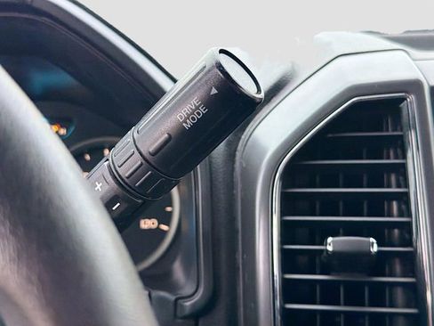 Used 2020 Ford F150 XLT w/ Trailer Tow Package image 16