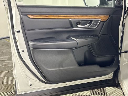Certified 2018 Honda CR-V Touring image 11