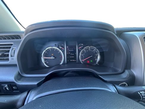 Used 2022 Toyota 4Runner Limited AWD/4WD image 12
