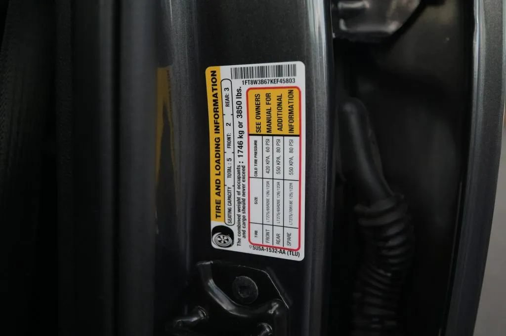 Used 2019 Ford F350 Lariat w/ Lariat Ultimate Package AWD/4WD image 22
