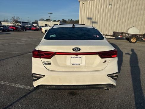 Used 2019 Kia Forte S w/ S Premium Package image 4