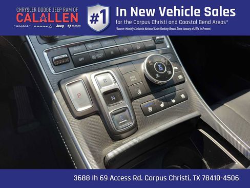 Used 2023 Hyundai Santa Fe Limited AWD/4WD image 25