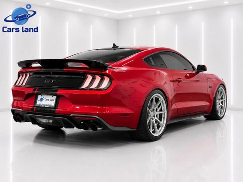 Used 2021 Ford Mustang GT RWD image 5