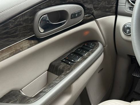 Used 2014 Buick Enclave Leather w/ Trailering Provision Package image 7