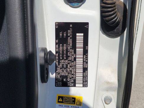 Used 2019 Toyota Highlander XLE FWD image 33