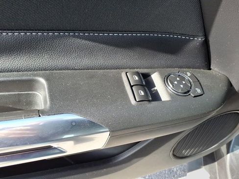 Used 2023 Ford Mustang Coupe image 9