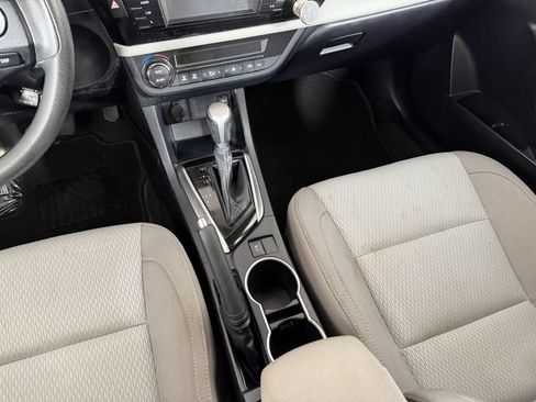 Used 2016 Toyota Corolla LE FWD image 31